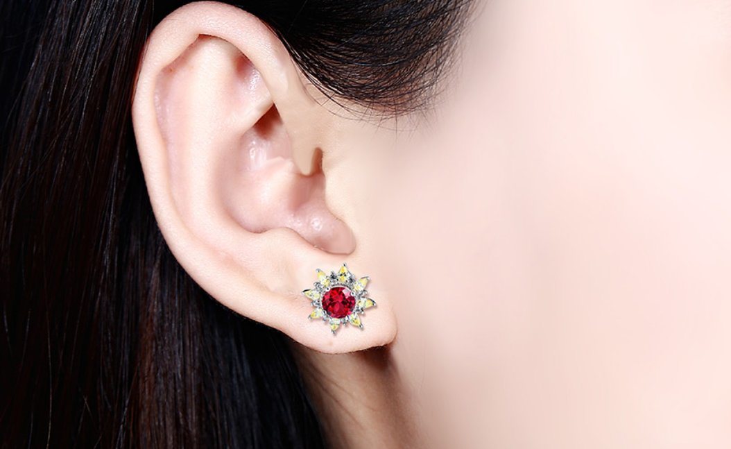 Anting-anting Stud Perak Ruby Sterling untuk Wanita Perhiasan Halus Gaya Romantik Zirkon Kuning Ruby