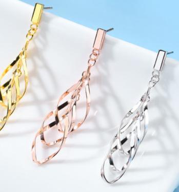 Anting-anting Wanita Bersalut Emas 925 Sterling Silver Rekaan Unik