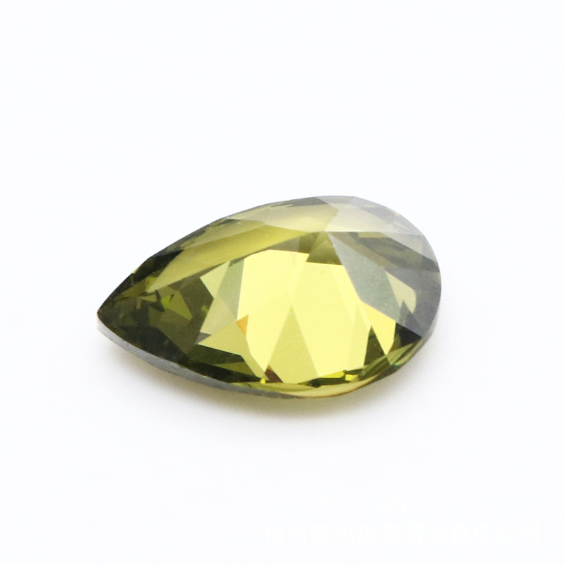 3EX D VVS Olive Green Pear Cut Cubic Zirconia