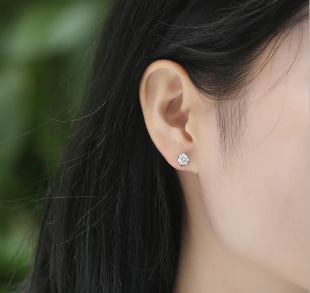 Anting-anting Elegan Bersalut Emas 925 Sterling Silver Rekaan Klasik