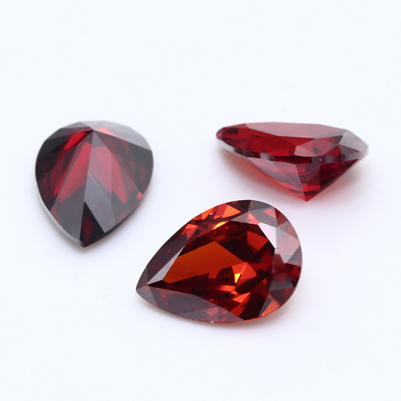 3EX D VVS Cubic Zirconia Potongan Pear Merah Gelap