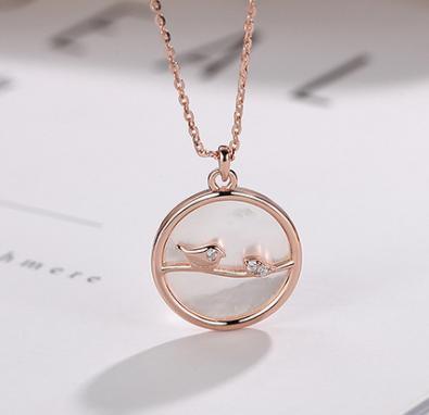 Sumber Barang Kemas S925 Sterling Silver Korea White Fritillaria Round Card Pendant Kalung Burung