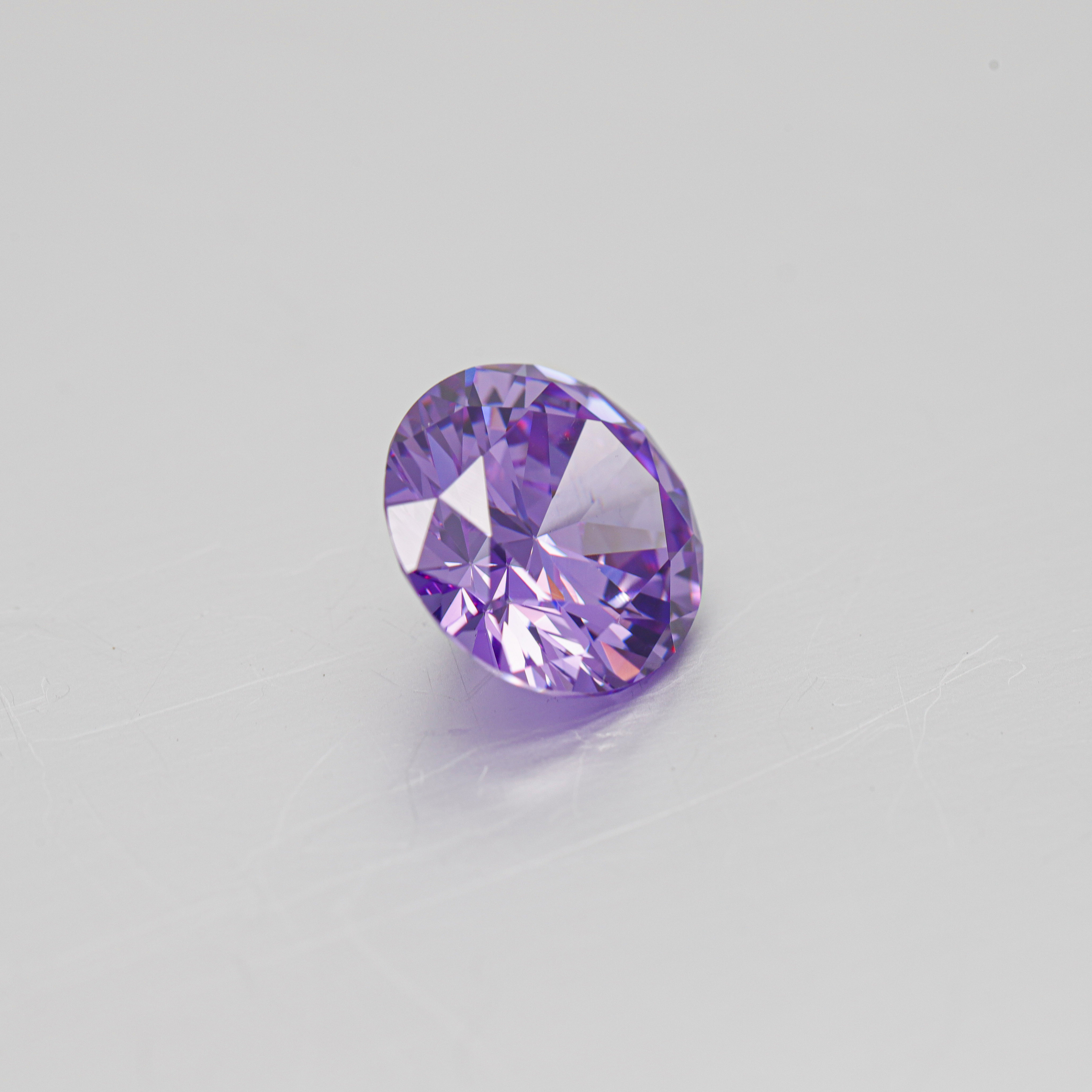 DEF Color VVS Round Cut Purple Moissanite Lab Batu Permata Longgar Berlian Tumbuh