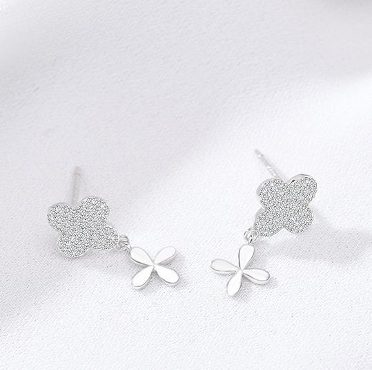 Anting-anting Wanita Bersalut Perak 925 Sterling Clover