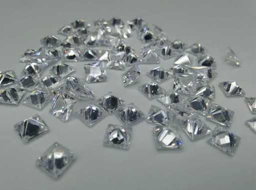 4.0mm Princess Cut VVS 3EX Harga Borong Kilang Moissanite