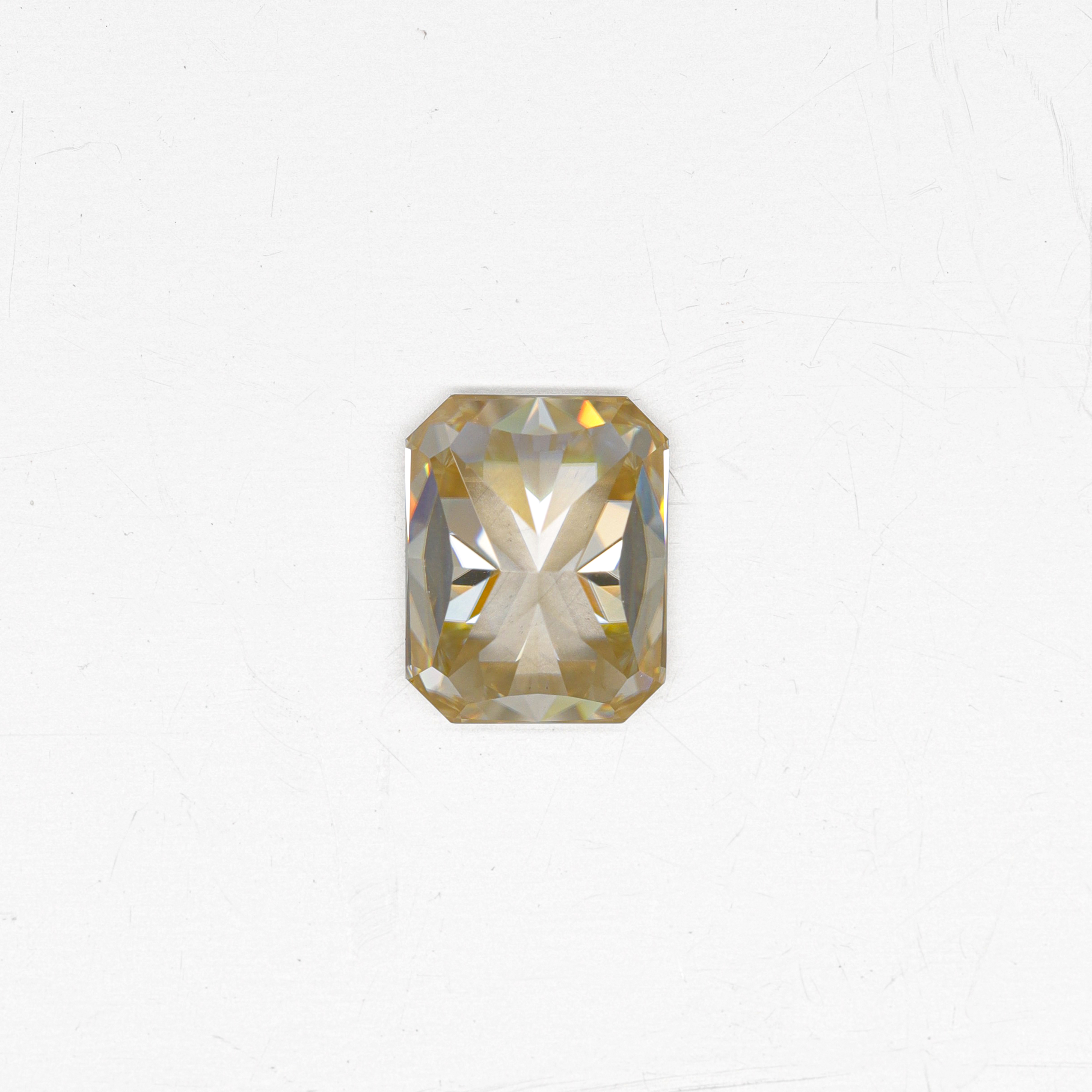 Kualiti Cemerlang Radiant Cut Champagne VVS Morsonite Synthetic Moissanite 