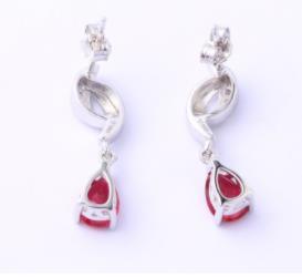 Subang Fesyen Bersalut Perak Ruby 925 Sterling Berharga