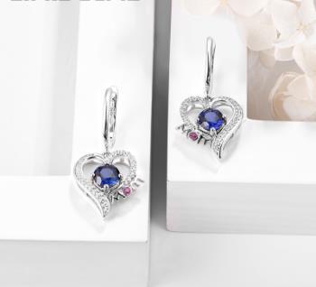 Anting-anting Nilam 925 Sterling Silver Bahan Wanita Indah Sapphire Berbentuk Hati Anting-Anting Hadiah Pesta