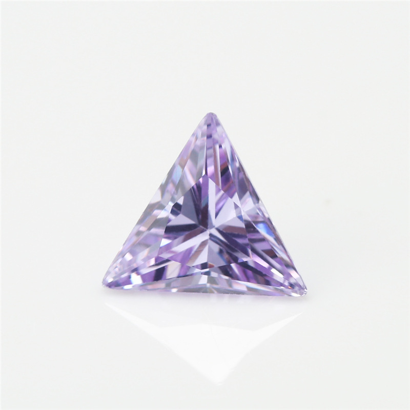 Pengeluar Borong 5A Lavender Triangle Cubic Zirconia untuk Barang Kemas